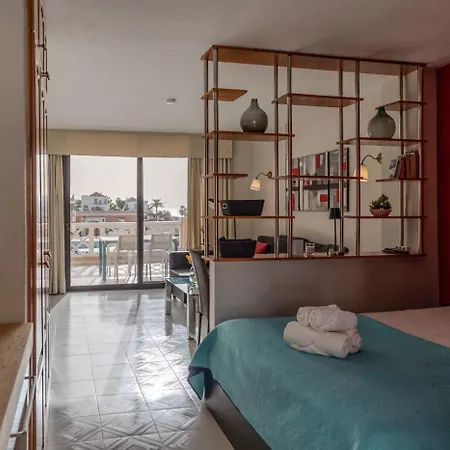 Ocean View 530 Адехе